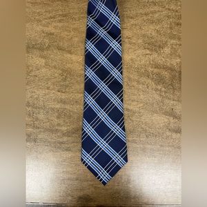 Roundtree & York tie